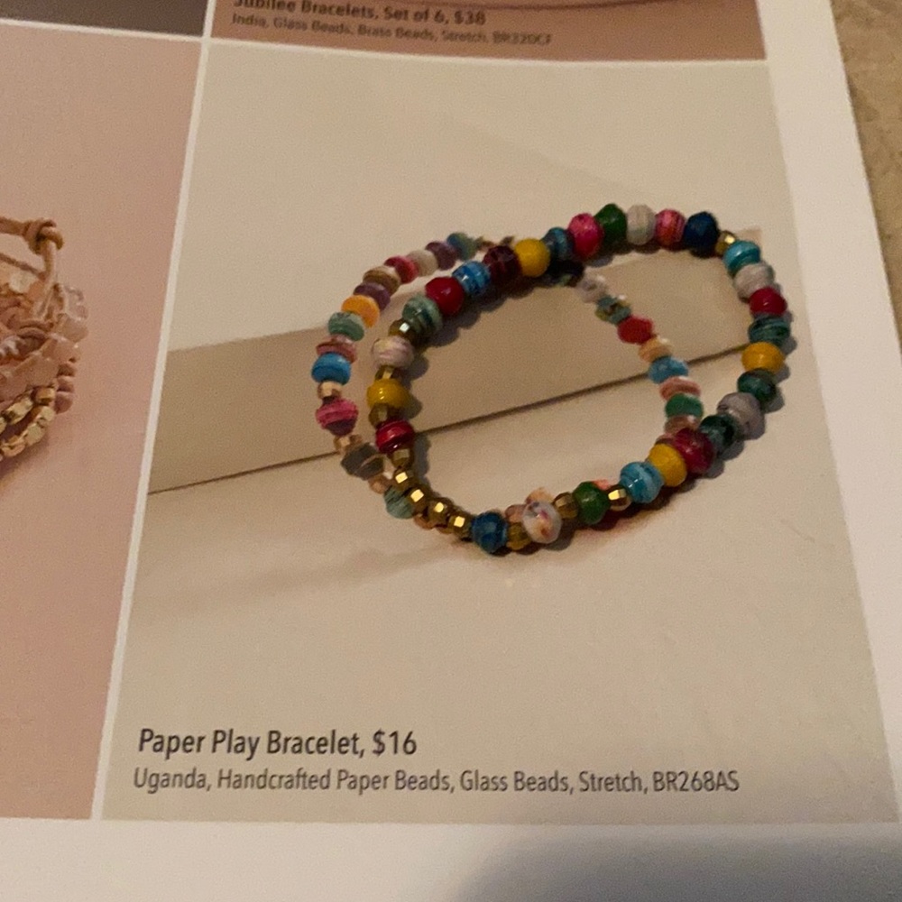 Paper play bracelet noonday collection new